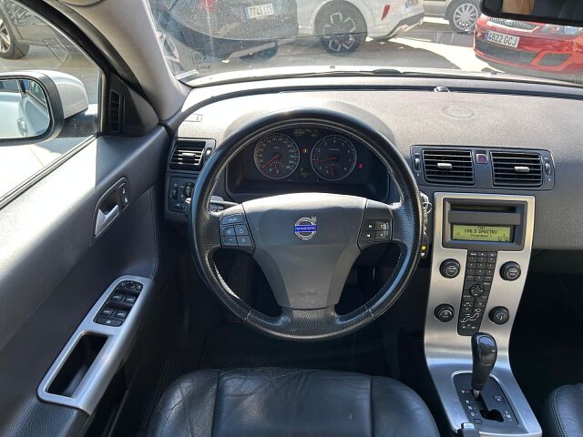 VOLVO V5 ESTATE 2.4 AUTO SPANISH LHD IN SPAIN ONLY 115000 MILES SUPERB 2007